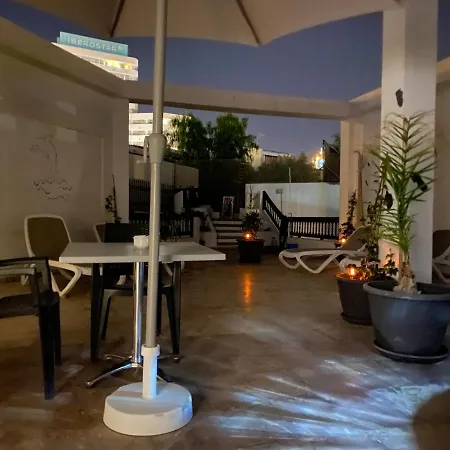 Flores 4 * Playa de las Americas (Tenerife)