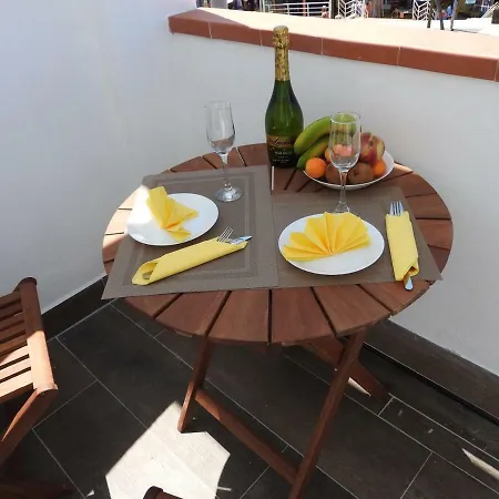 Flores 4 Prázdninový dům