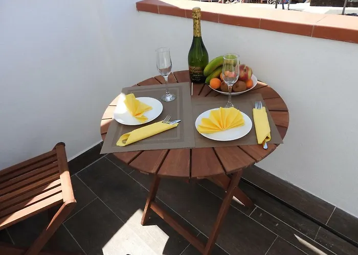 Flores 4 Semesterbostad